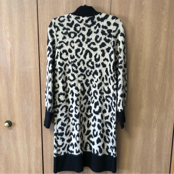 Leopard Pattern Cardigan Sweater - Picture 2 of 6